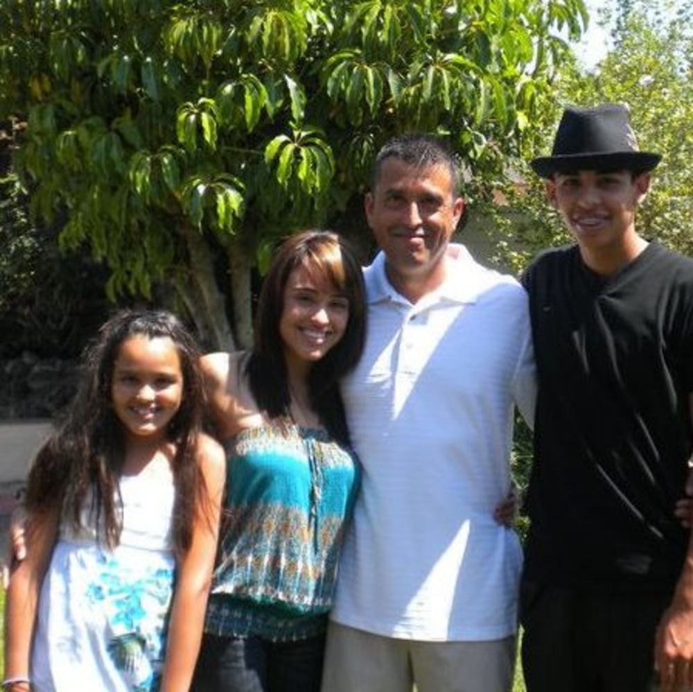 Meet your Posher, Sam